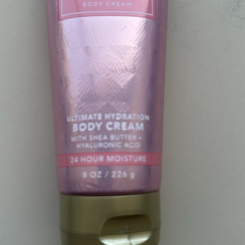 NWT Bath & Body Works Champagne Toast Body Cream (8 oz) - Picture 4 of 5